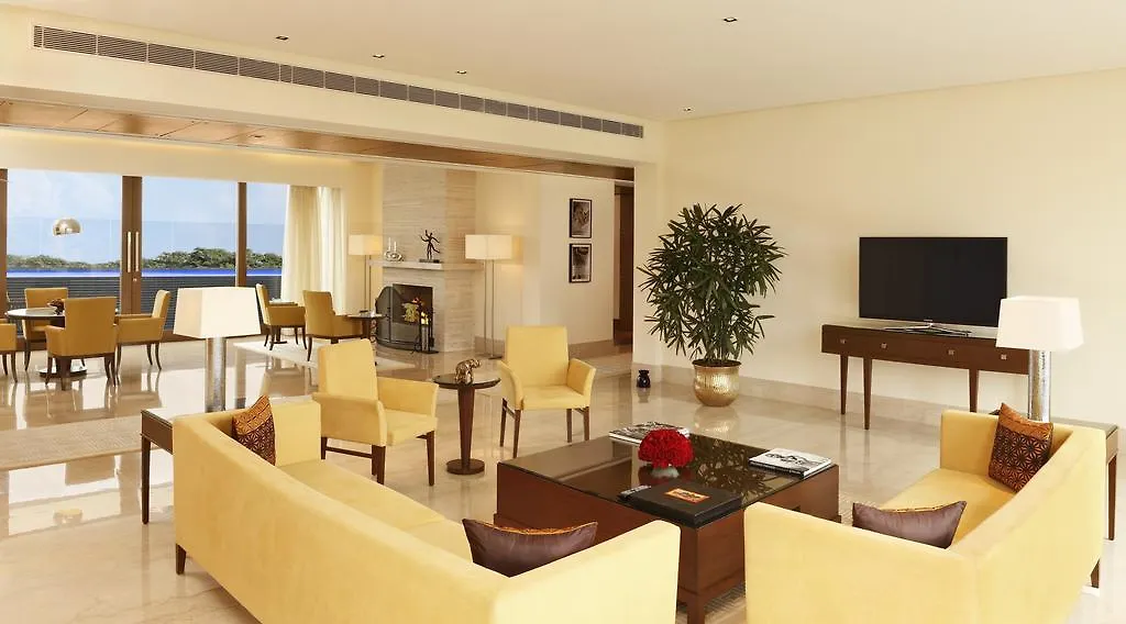 The Oberoi Gurgaon Hotel